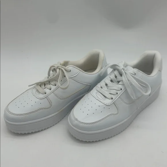 Time and Tru White Low Top Athletic Memory Foam Sneaker Shoes Women's - Size 8 - Picture 5 of 11